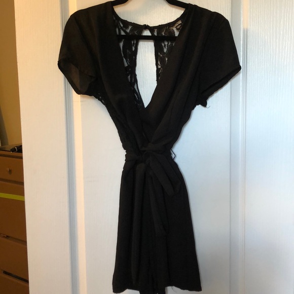 2 for $25 Black v-neck lace romper with tie waist - Picture 1 of 3
